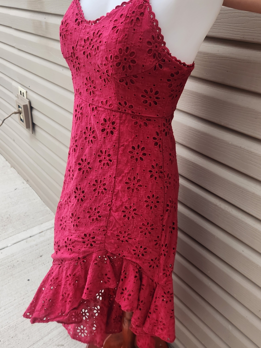 Lulu's Crimson Eyelet Asymmetrical Midi Dress Medium - Picture 10 of 15
